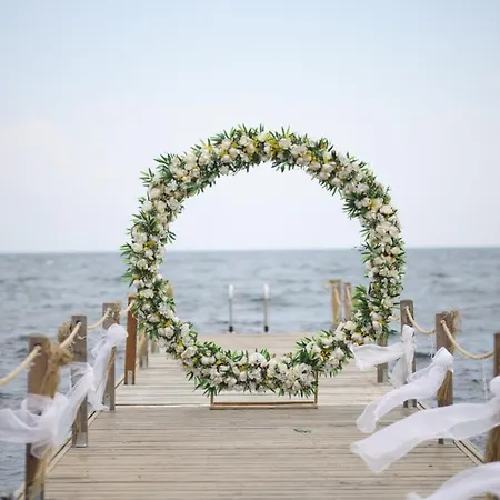 ホテル Lavantali Konak Restoran