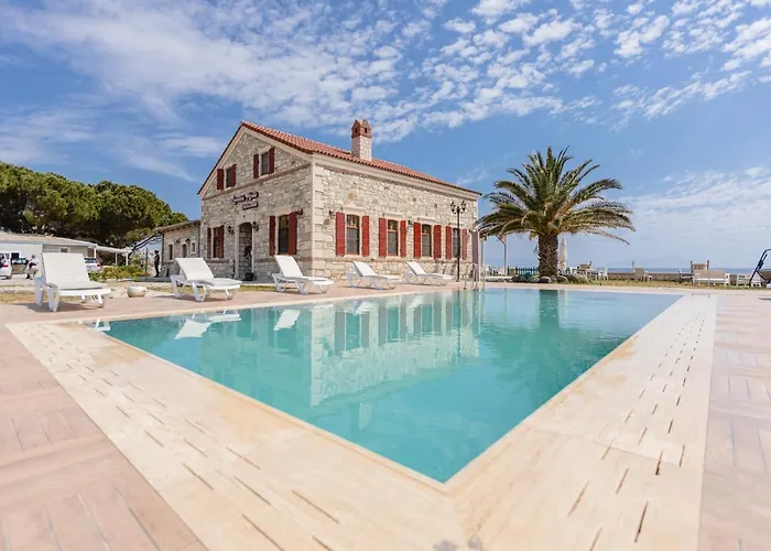 Lavantali Konak Restoran Hotel