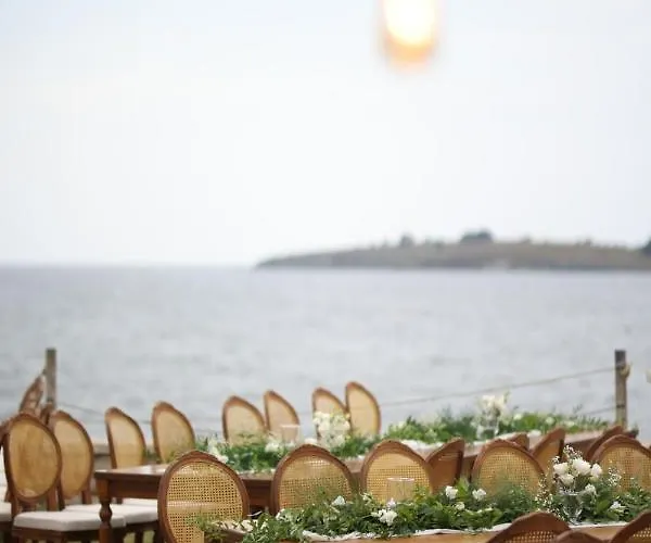 Lavantali Konak Restoran Hotel *