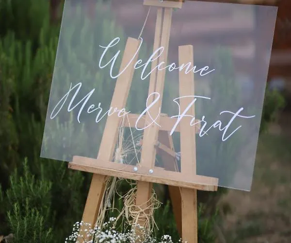 Lavantali Konak Restoran Hotel Seferihisar