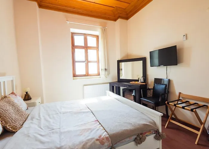 Lavantali Konak Restoran Hotel