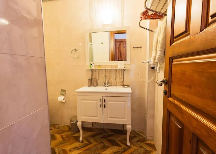 Lavantali Konak Restoran Hotel Seferihisar