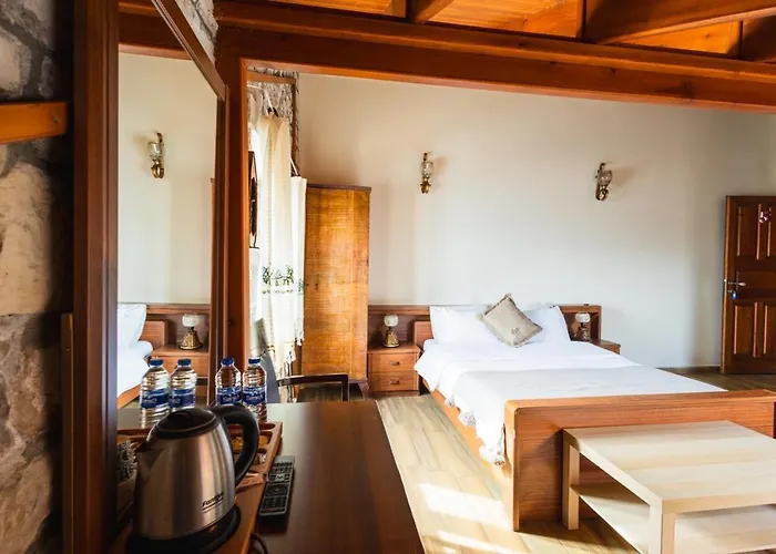 Lavantali Konak Restoran Hotel