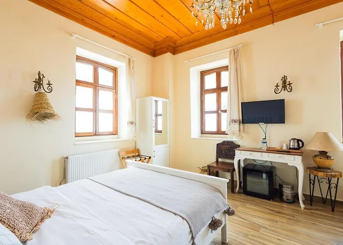 Lavantali Konak Restoran Hotel Seferihisar